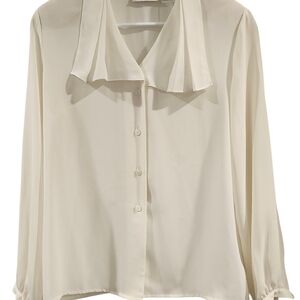 Liz Claiborne Cream Button-Up Blouse